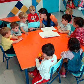 RESOLUCIÓN DE CONFLICTOS EN EL AULA