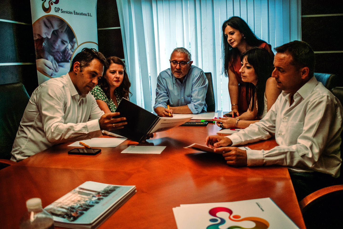 Reunión de equipo Gestión Profesional